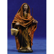 Pastora con cesto huevos 12 cm ropa y barro Figuralia