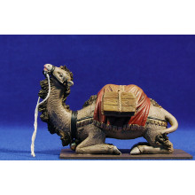 Camello estirado 12 cm barro pintado Figuralia