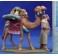 Camello de pie con hombre 7 cm barro pintado Daniel