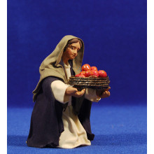 Pastora adorando con cesto fruta 13 cm ropa y barro