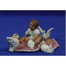 Niño Jesús con palomas 20 cm resina Montserrat Ribes