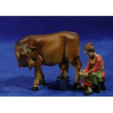 Pastora ordeñando una vaca 9 cm resina